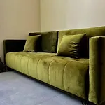 Glamour *
